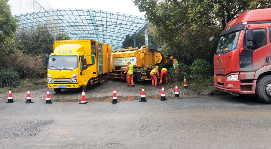 图木舒克成区雨污水管网“四位一体”检测疏通项目